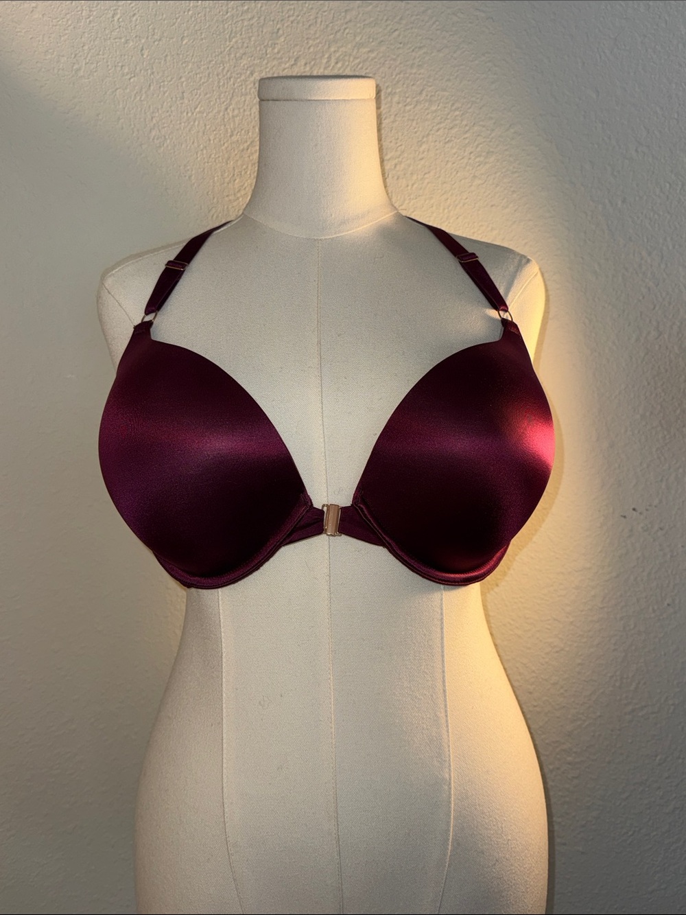 Victoria's Secret Front-Close Satin Very Sexy Push-Up in Wine